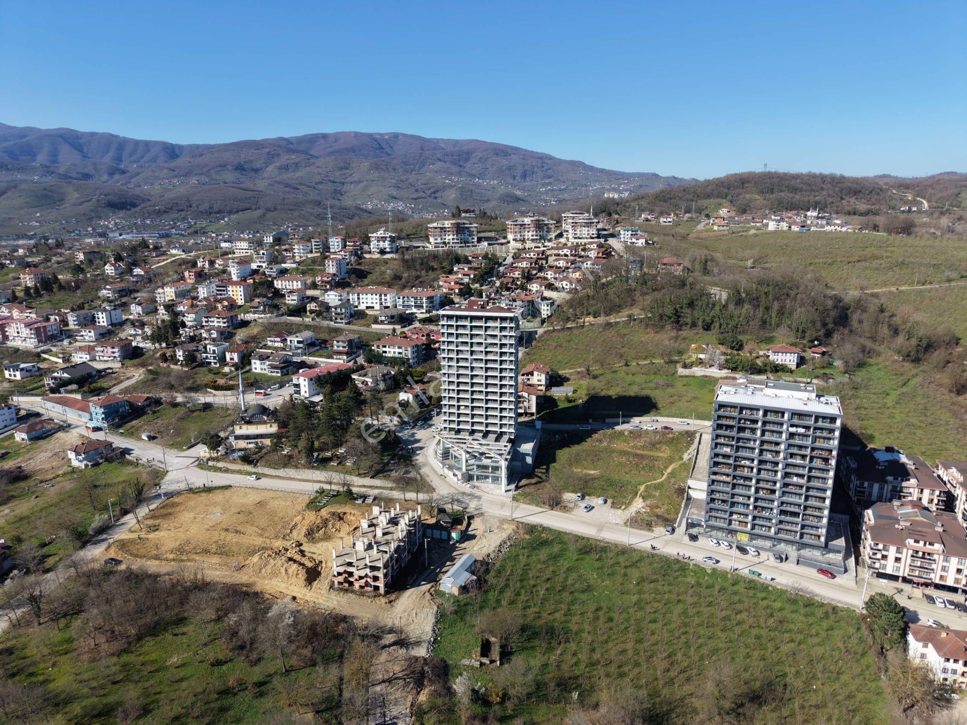 Konuralp Ana Cadde Üzerinde 3347 M2 Satılık Arsa