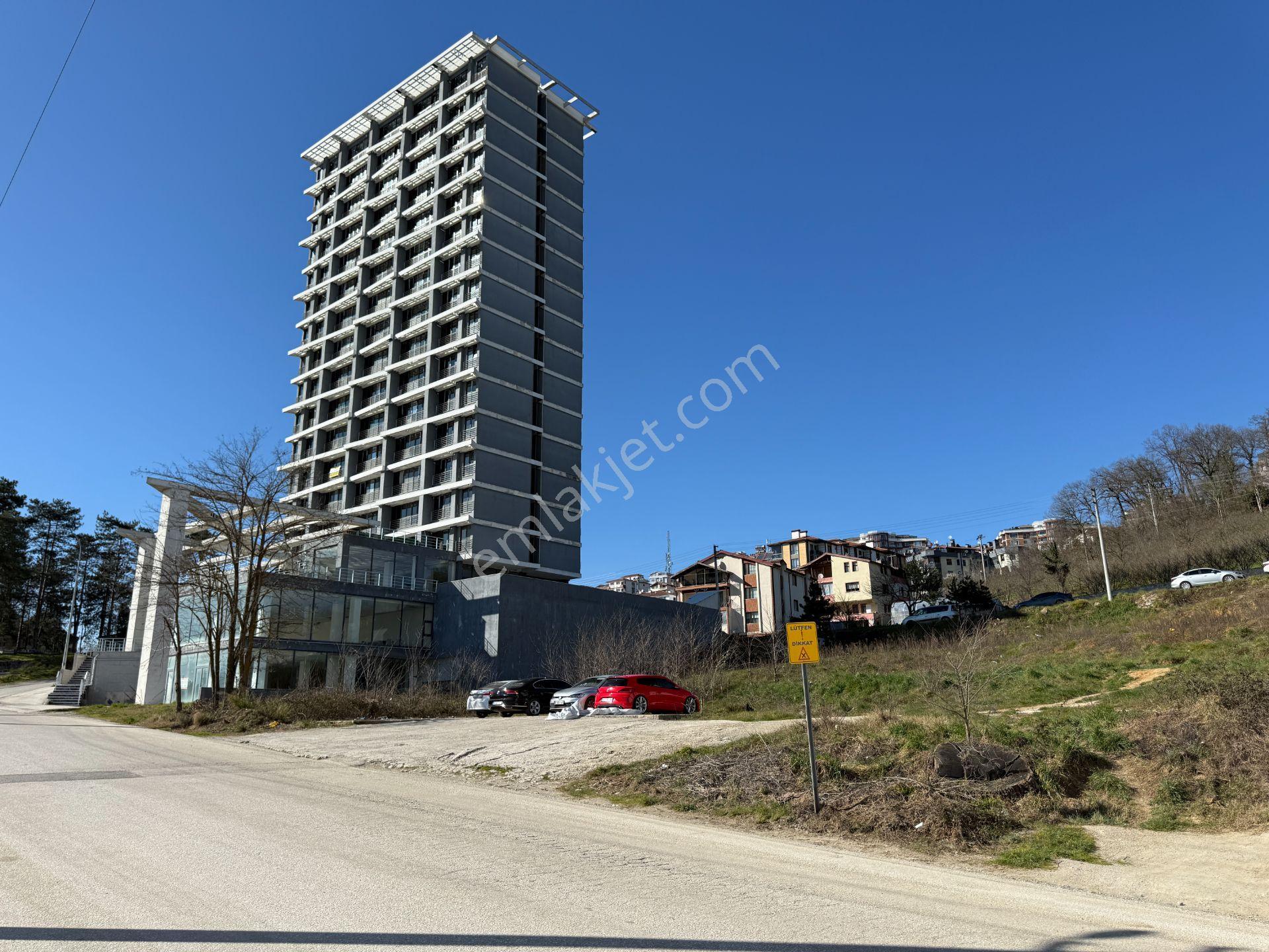 Konuralp Ana Cadde Üzerinde 3347 M2 Satılık Arsa - Görsel 15