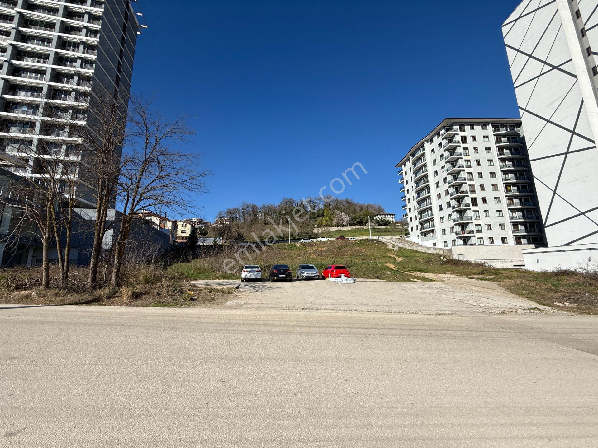 Konuralp Ana Cadde Üzerinde 3347 M2 Satılık Arsa - Görsel 24