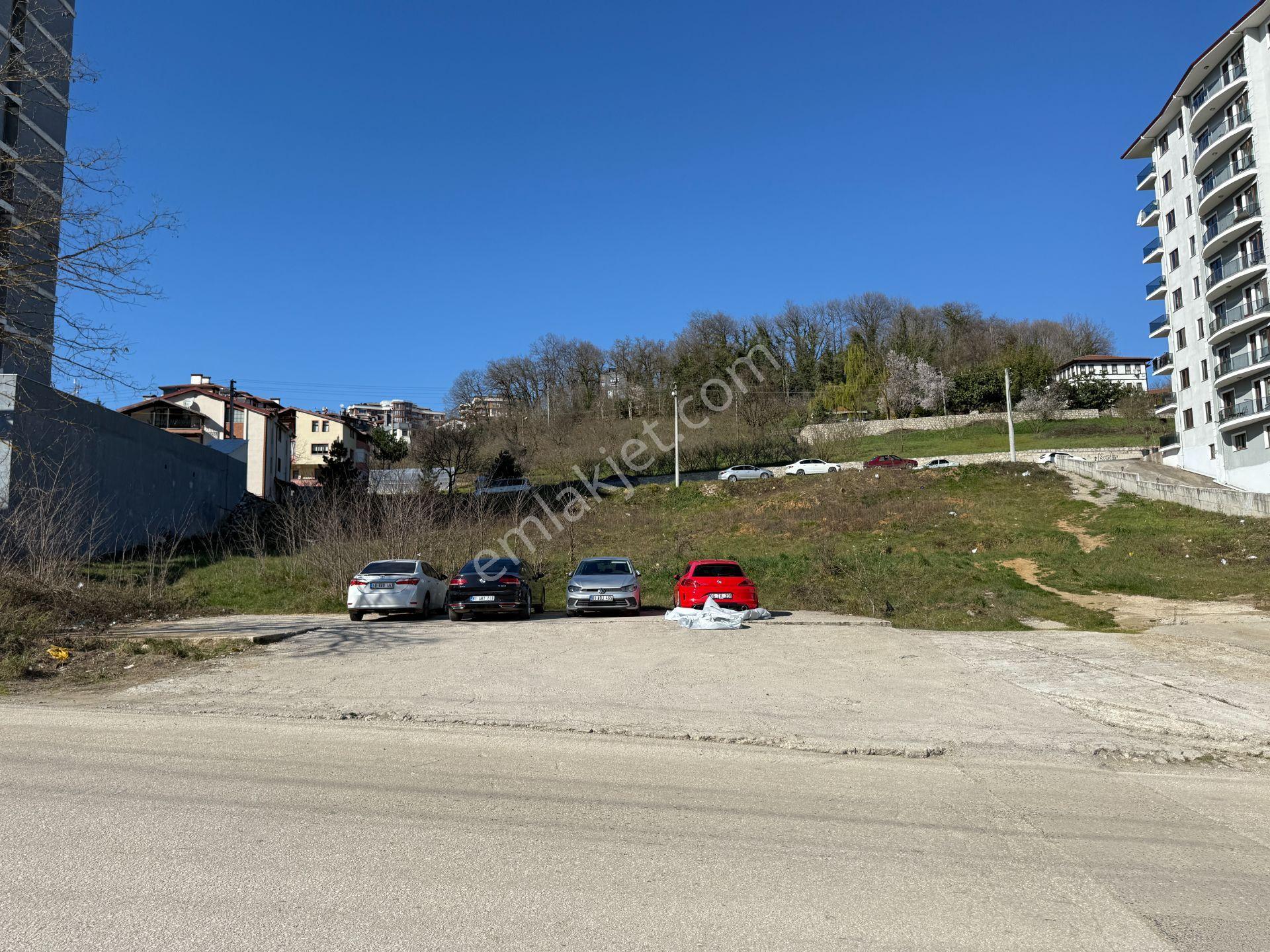Konuralp Ana Cadde Üzerinde 3347 M2 Satılık Arsa - Görsel 27