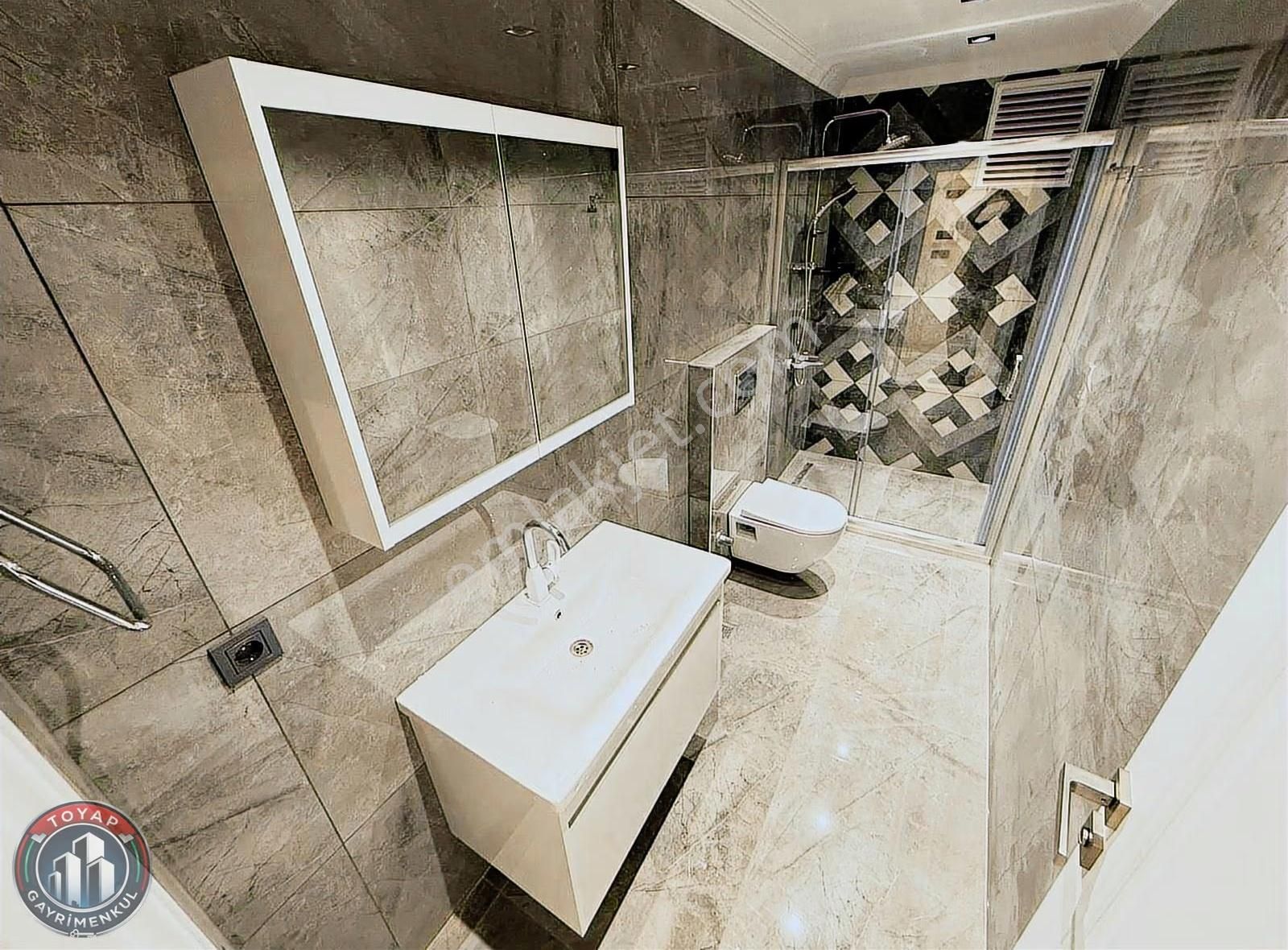 Sultançiftliği Mahallesi Tramvayın Dibi Ultra Lüks Arakat - Görsel 22