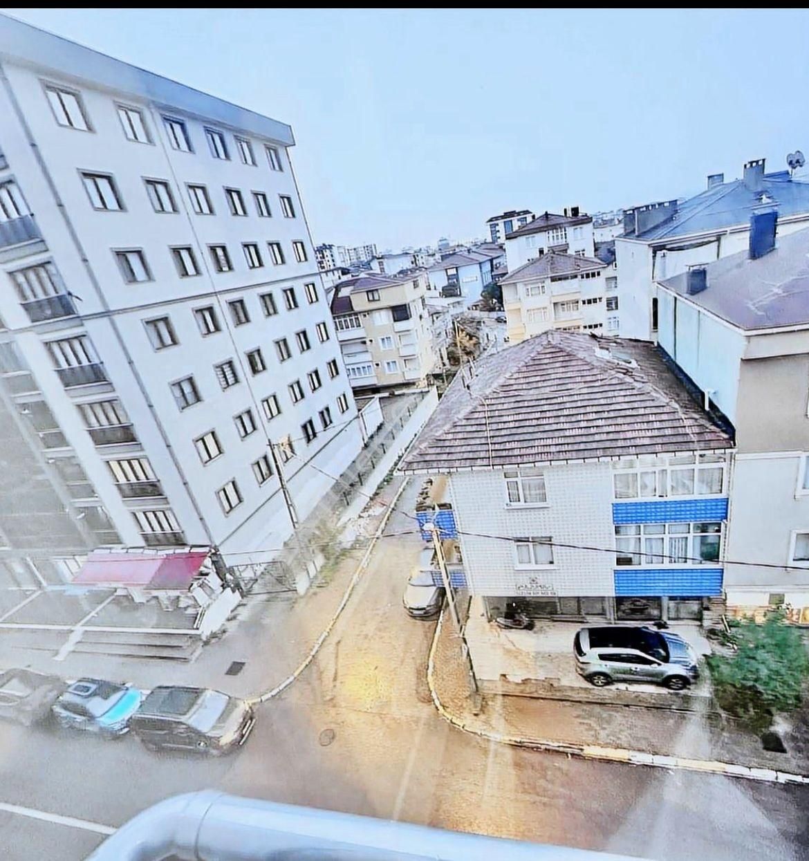 Pendik Fevzi Çakmak Mah. Merkezi Konumda 3+1 Geniş Daire – 115 M² Ara Kat Asansör Ve Açık Otopark - Görsel 17