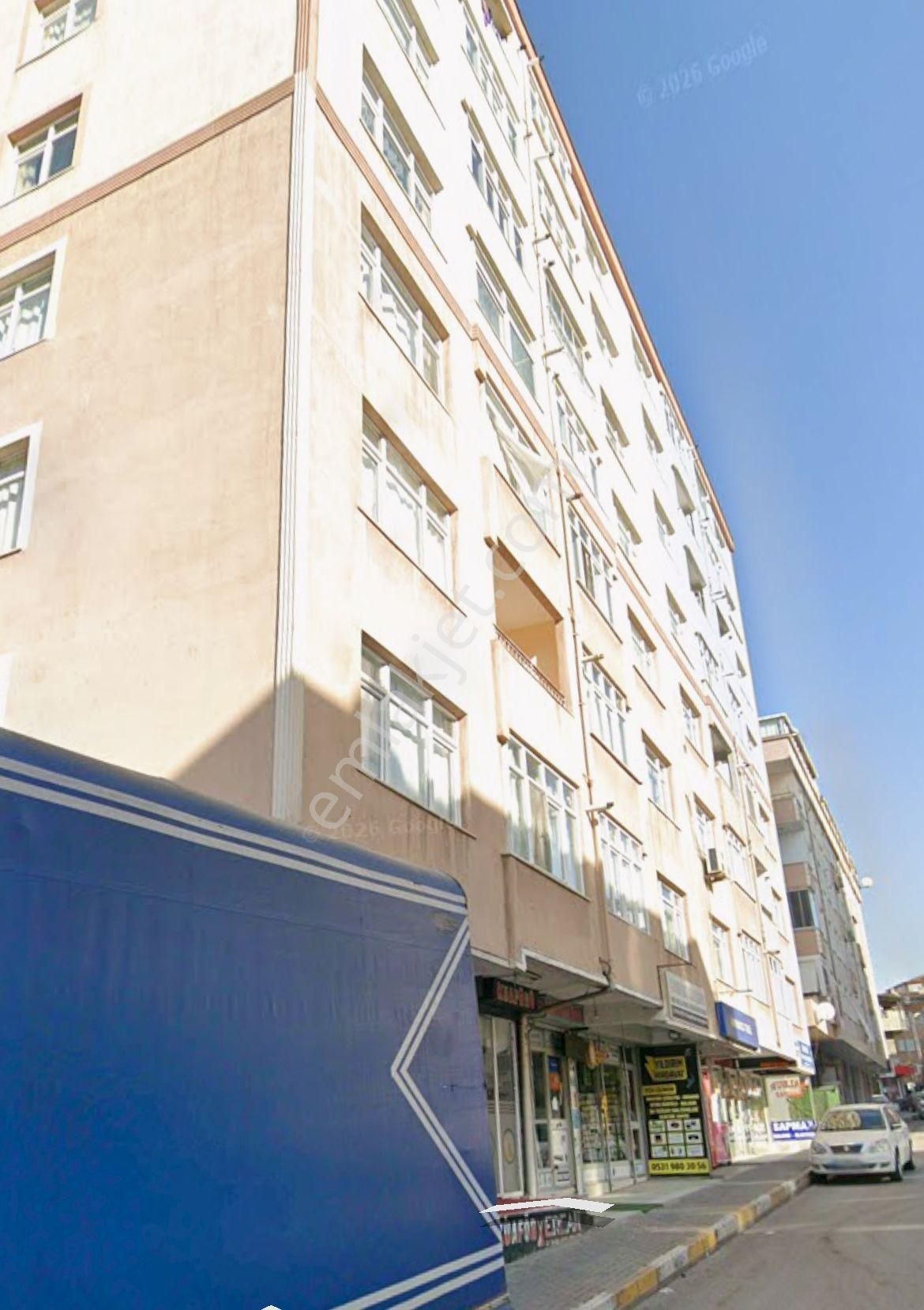 Pendik Fevzi Çakmak Mah. Merkezi Konumda 3+1 Geniş Daire – 115 M² Ara Kat Asansör Ve Açık Otopark - Görsel 21