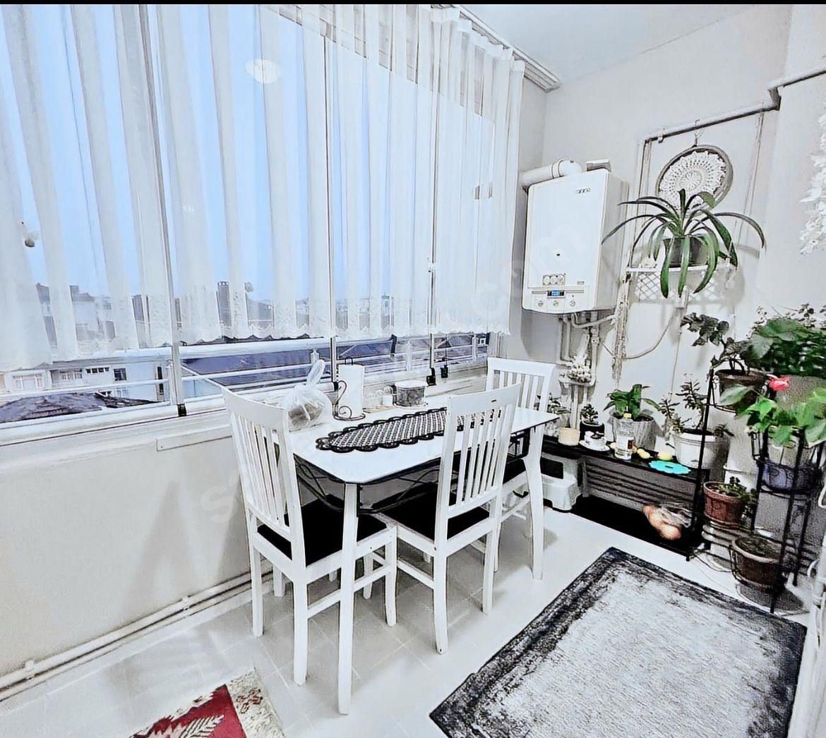 Pendik Fevzi Çakmak Mah. Merkezi Konumda 3+1 Geniş Daire – 115 M² Ara Kat Asansör Ve Açık Otopark - Görsel 5