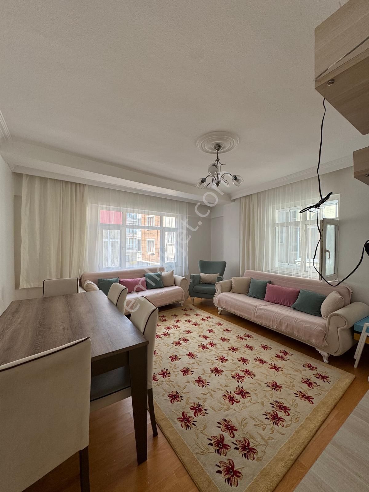 Zübeyda Hanım Mah Kiralık Eşyalı Daire - Görsel 2