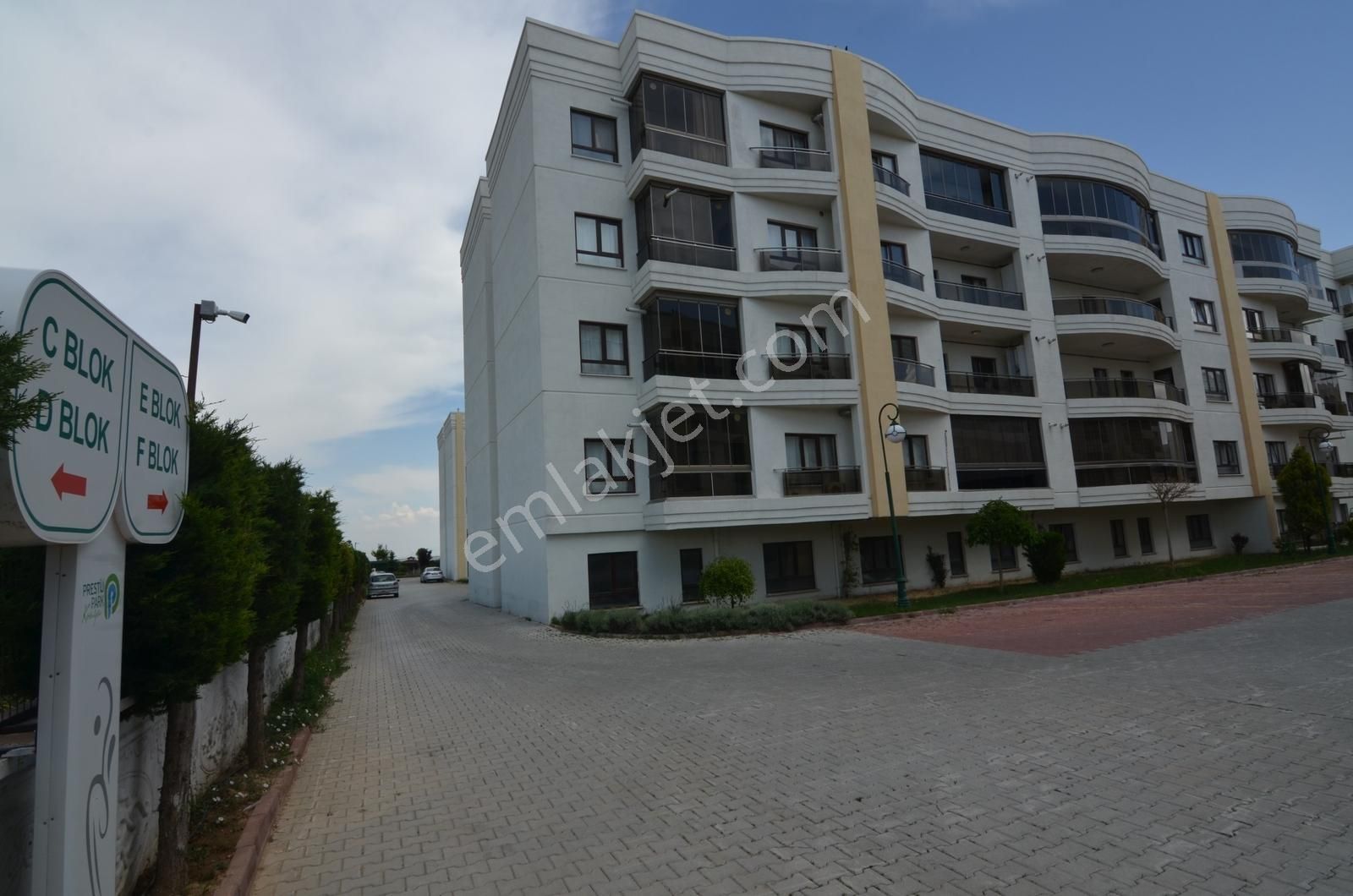 Talha Tozduman'dan Bakyapı Prestij Park'ta Manzaralı Geniş 3+1 - Görsel 29