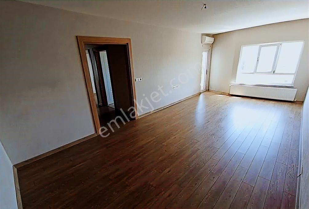 Talha Tozduman'dan Bakyapı Prestij Park'ta Manzaralı Geniş 3+1 - Görsel 2