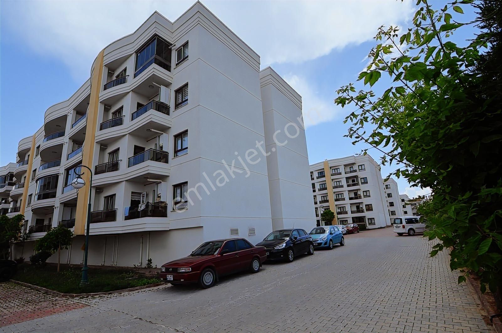 Talha Tozduman'dan Bakyapı Prestij Park'ta Manzaralı Geniş 3+1 - Görsel 6