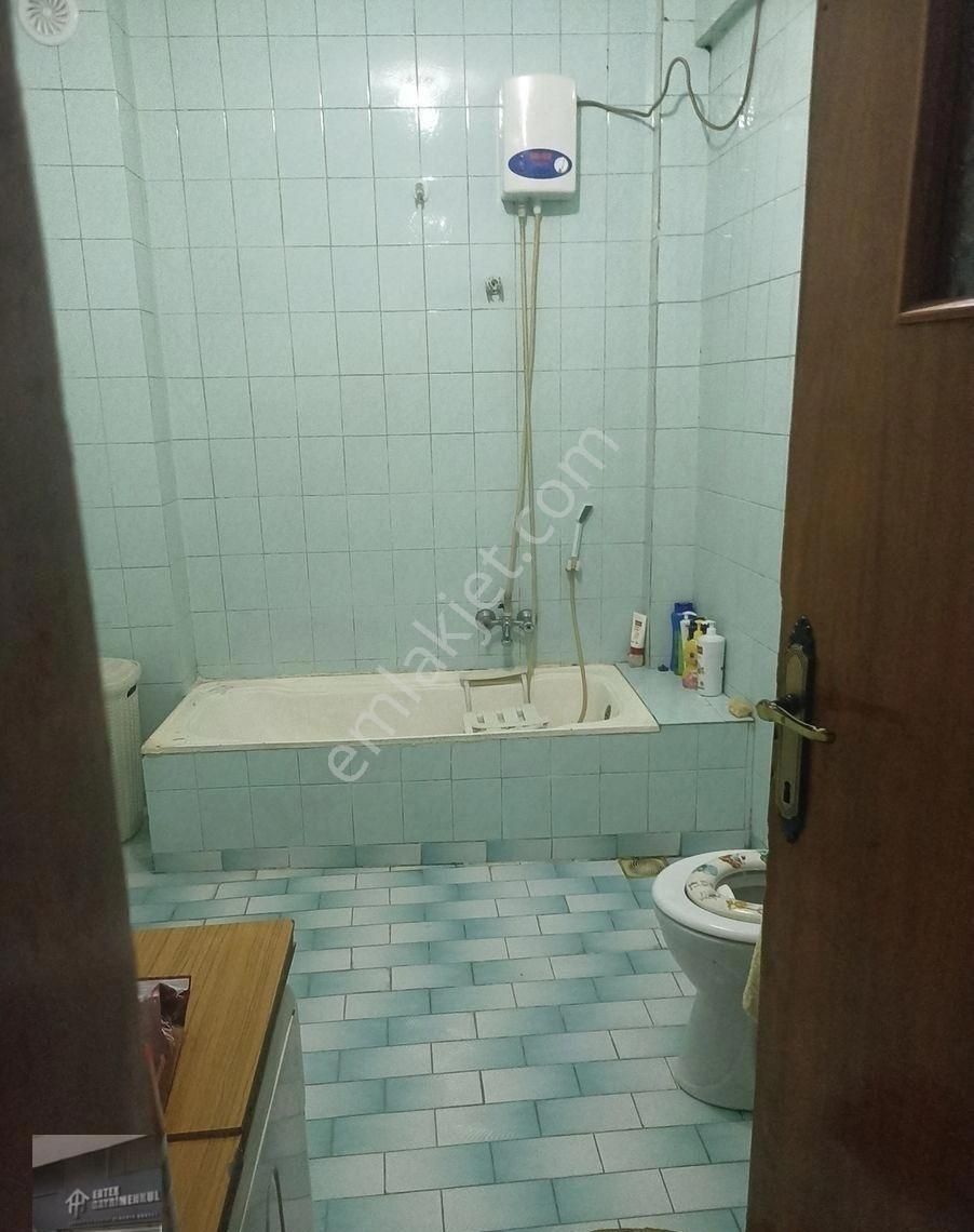 İstanbul Caddesi Nakipoğlu Mahallesinde Satılık Geniş 4+1 Daire - Görsel 7