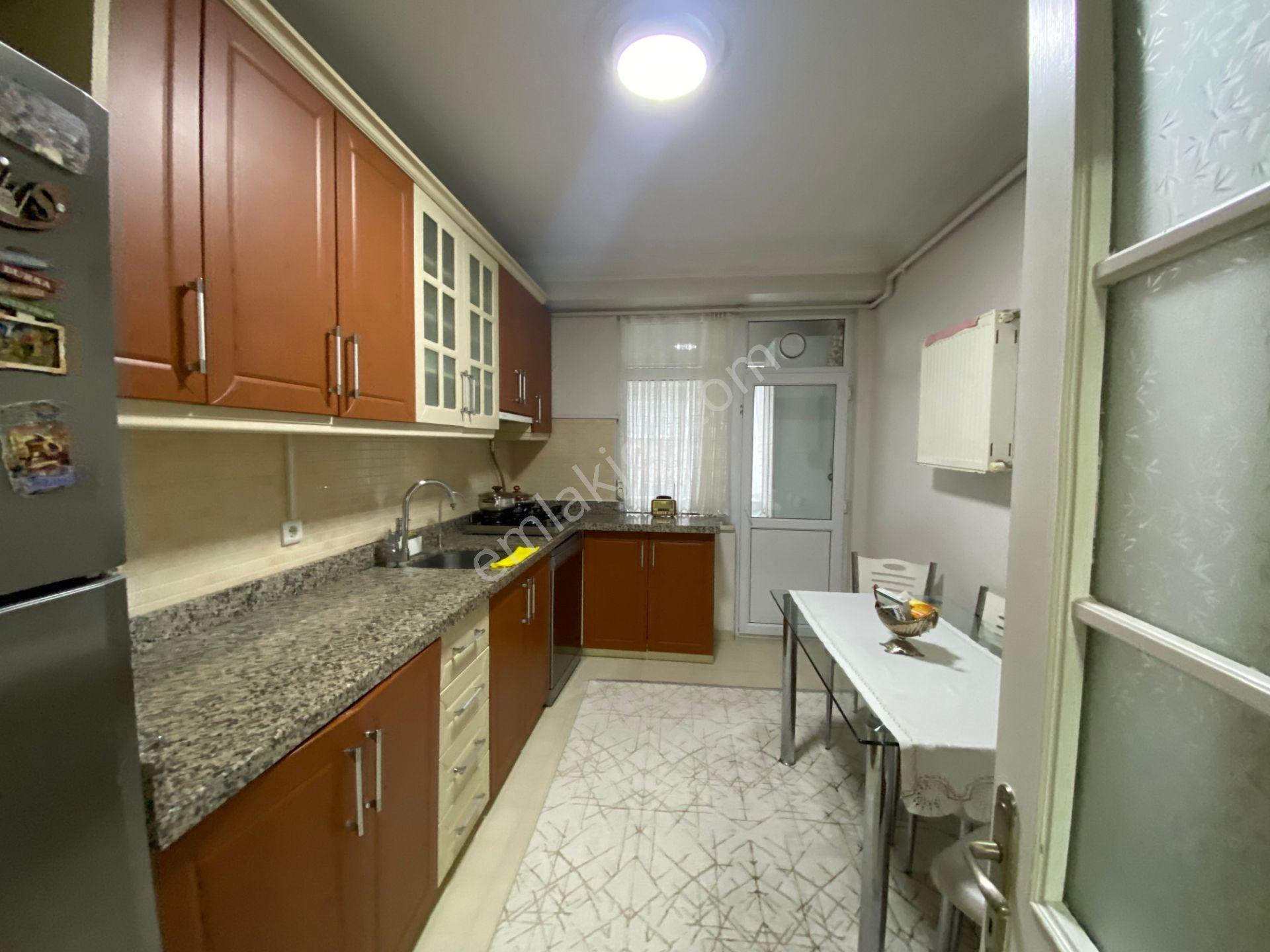 Avrupa Emlak Tan Ayazma Genç Osman Mh 150 M²3+1 2.kat,otoparklı,asansörlü,iskanlı,satılık Daire - Görsel 6