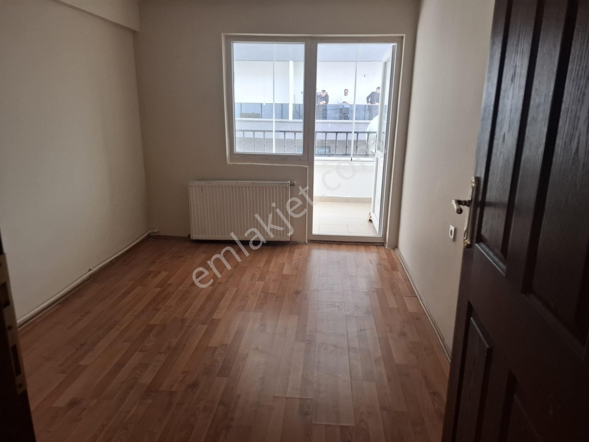 Yenikent Menderes Mahallesinde Kiralık 3+1 Daire - Görsel 7