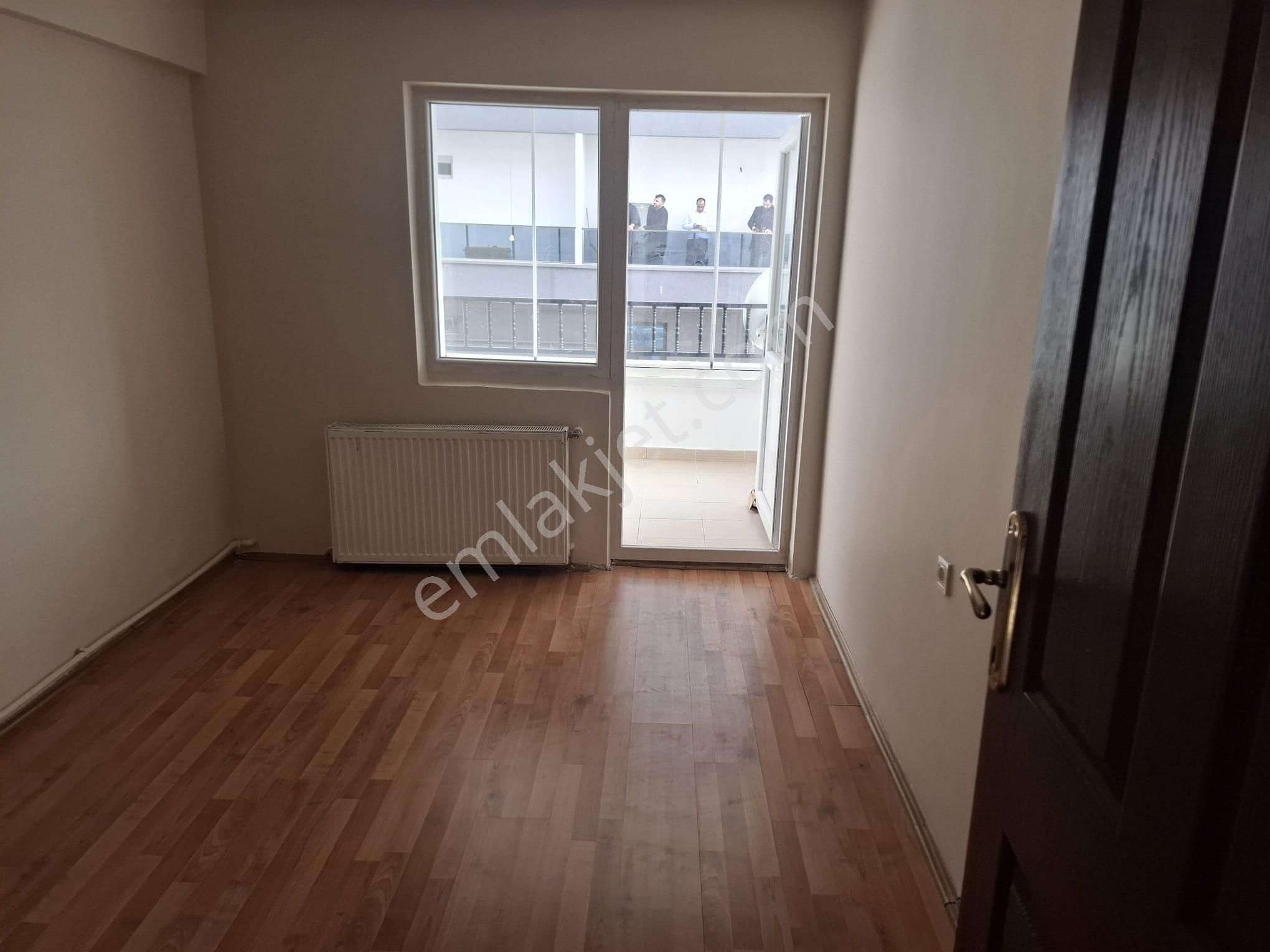 Yenikent Menderes Mahallesinde Kiralık 3+1 Daire - Görsel 32
