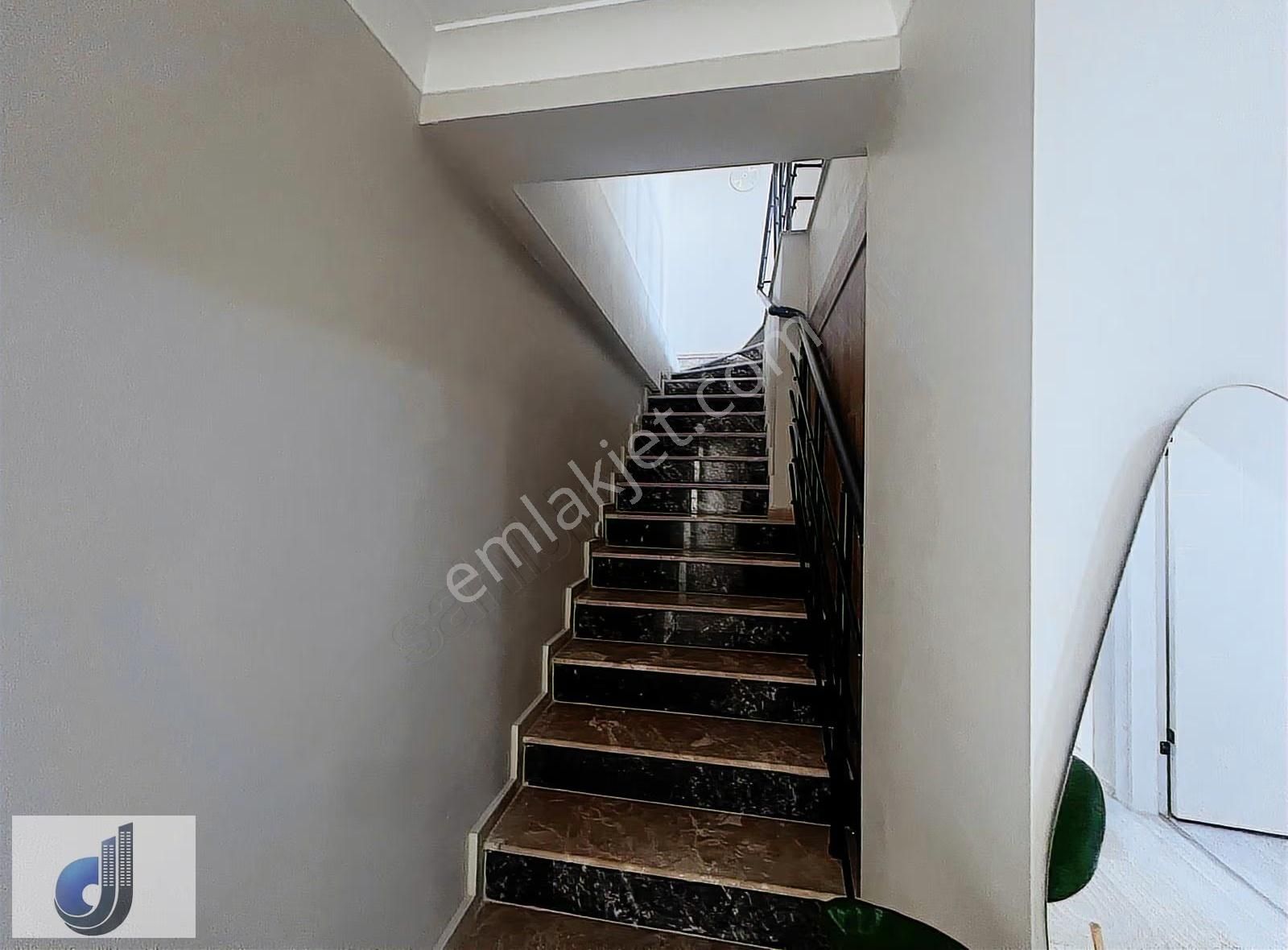 Cuma Mahallesi Yeni Pazar Yeri Üstünde Satılık Daire - Görsel 24