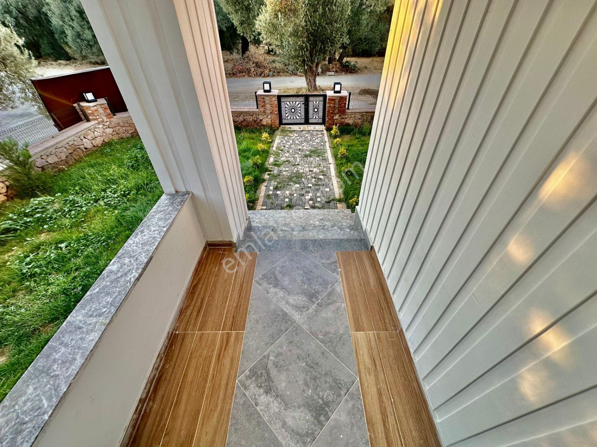 ✨akçay Ay Emlaktan✨altınolukta Kazdağları Etekleri Huzur Bulacağınız Denize 100 M Satılık 3+1 Villa - Görsel 4