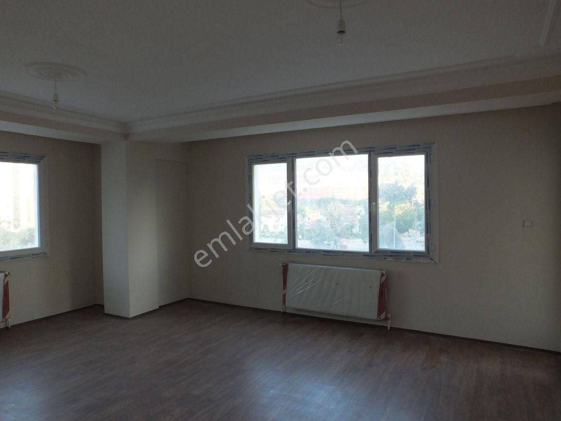 Soğukkuyuda Sahibinden 4+1, Kombili, Asansörlü, Kullanılmamış Daire