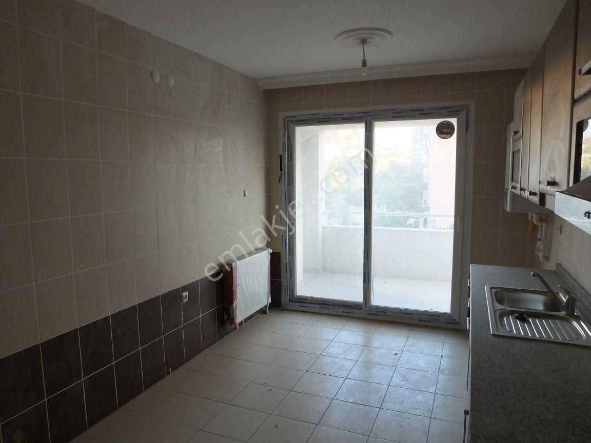 Soğukkuyuda Sahibinden 4+1, Kombili, Asansörlü, Kullanılmamış Daire - Görsel 4