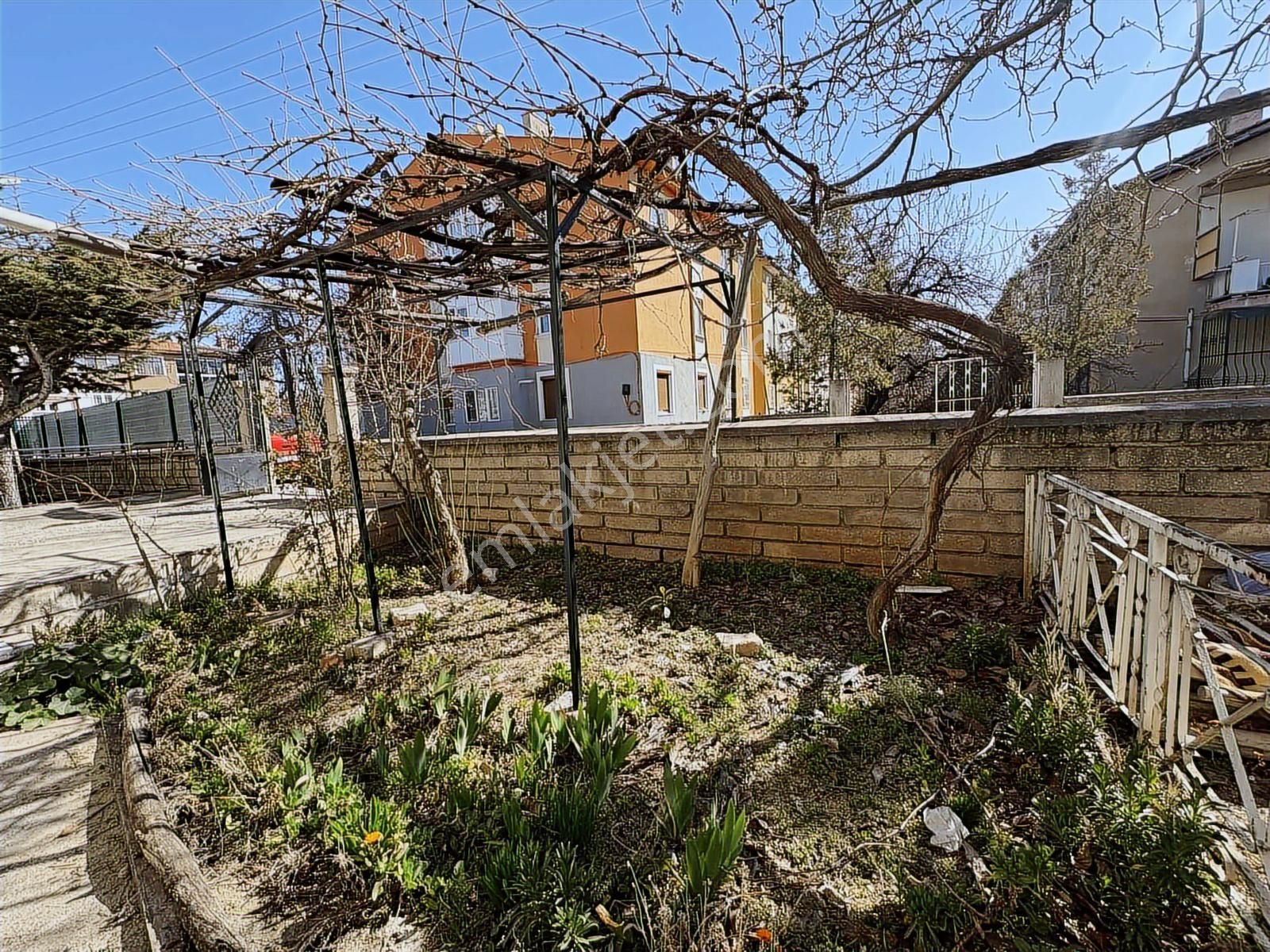 Cumhuriyet Mh. Hobi Bahçeli, Çift Yalıtımlı 3+1 | Yüksek Giriş - Görsel 17