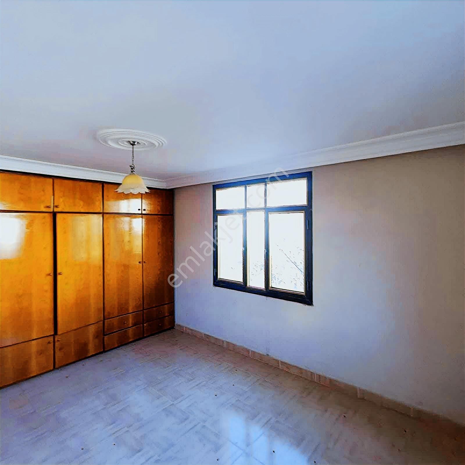 Anadolu Emlaktan Hastane Civarında 514 M2 Arsalı İki Katlı Ev - Görsel 14