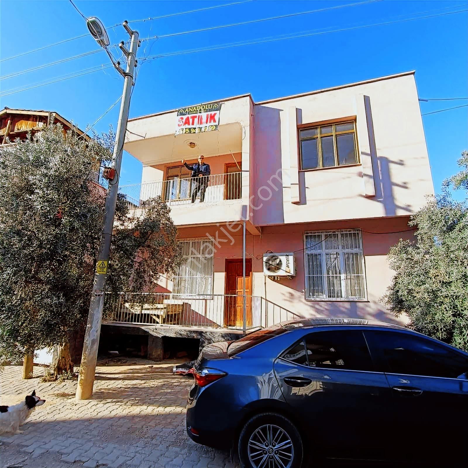 Anadolu Emlaktan Hastane Civarında 514 M2 Arsalı İki Katlı Ev