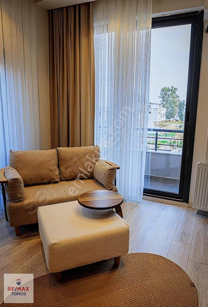 Remax Toros'tan Mezitli'de Deniz Manzaralı Full Eşyalı Lüks 1+1 - Görsel 17