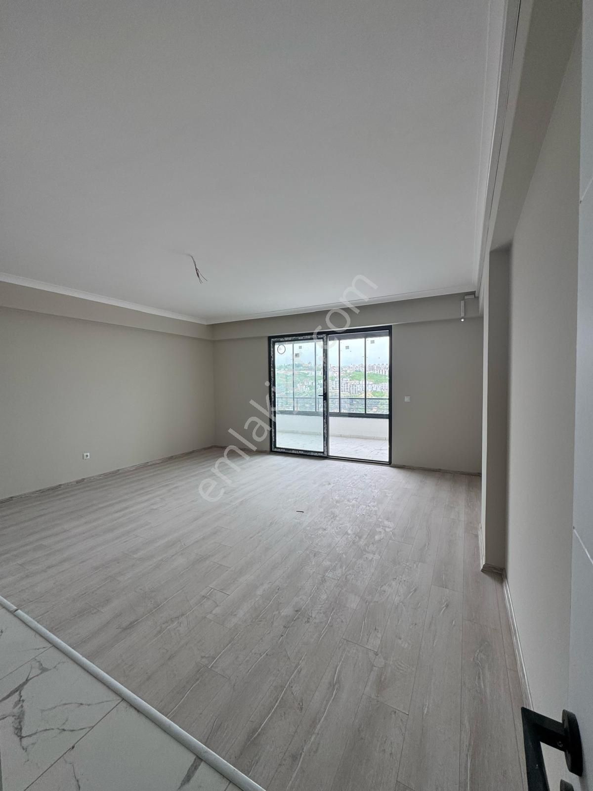 Üniversite Mahallesi Deniz Manzaralı Satılık 3+1 Sıfır Daire - Görsel 3