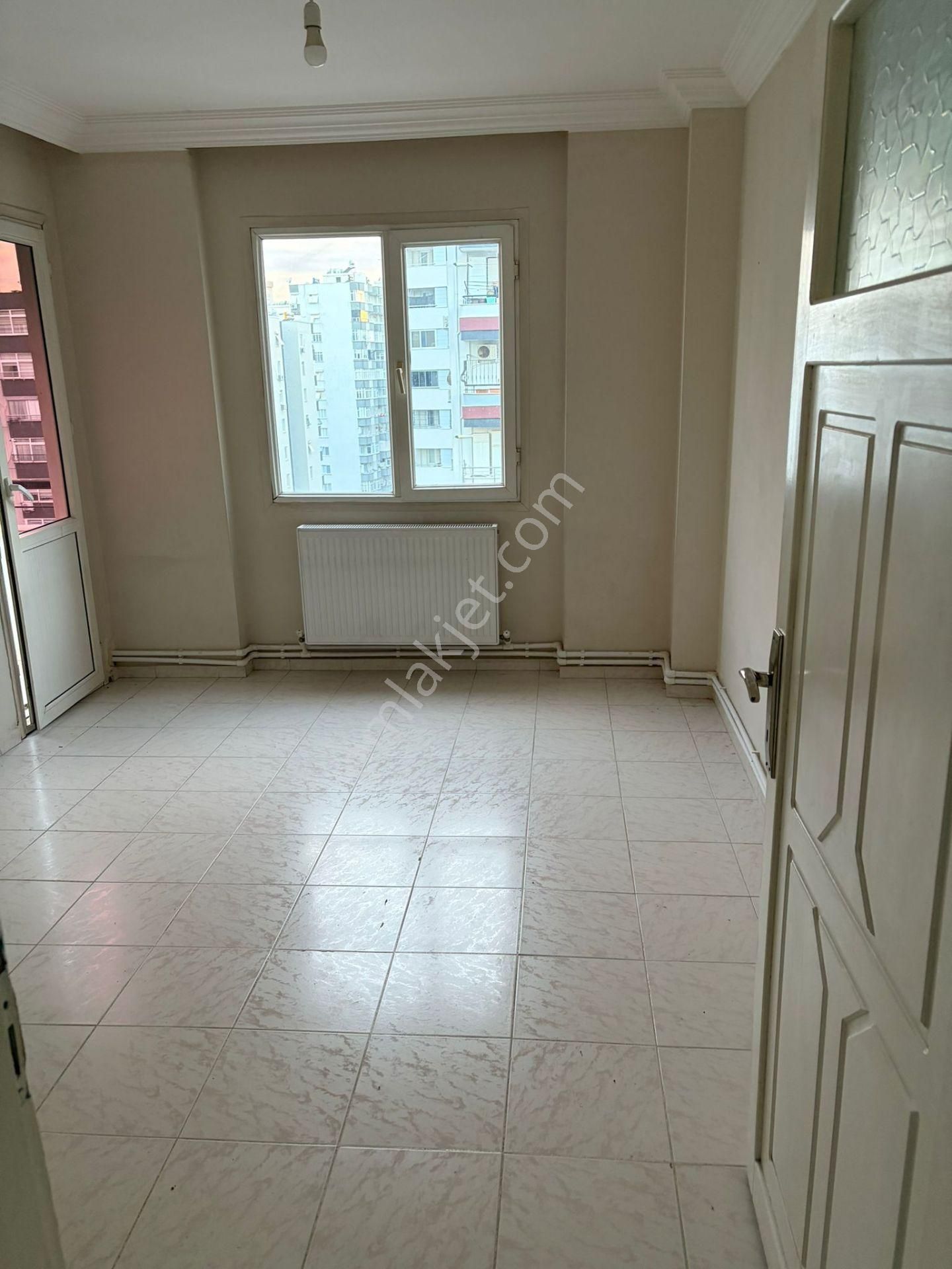 Adana Çukurova Özal Bulvarına Yakın Konumda 4+1 Doğalgazlı Kombili Mükemmel Konumda Kiralık Daire - Görsel 11