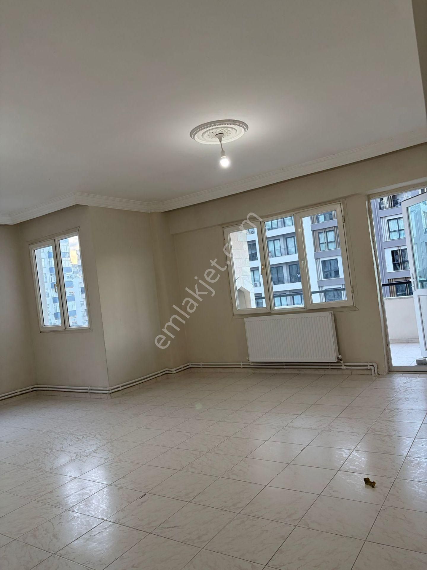 Adana Çukurova Özal Bulvarına Yakın Konumda 4+1 Doğalgazlı Kombili Mükemmel Konumda Kiralık Daire - Görsel 9