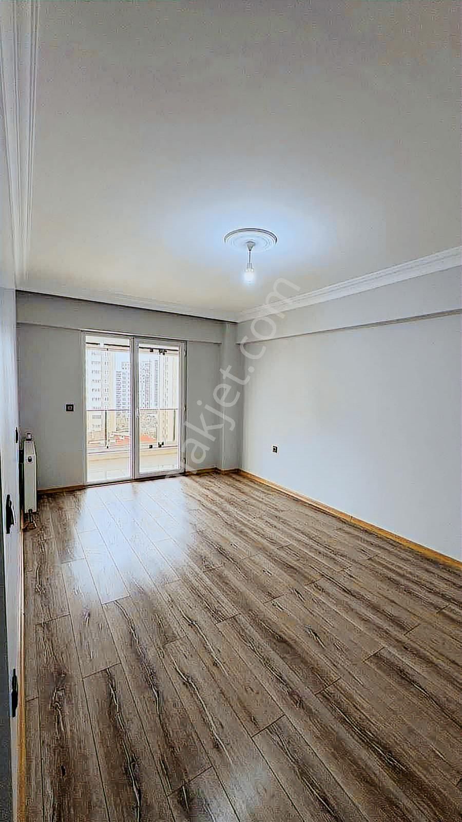 Mehmetoğlu Gayrımenkul'den Kervancı Cty 1 Kiralık 3+1 Daire - Görsel 2