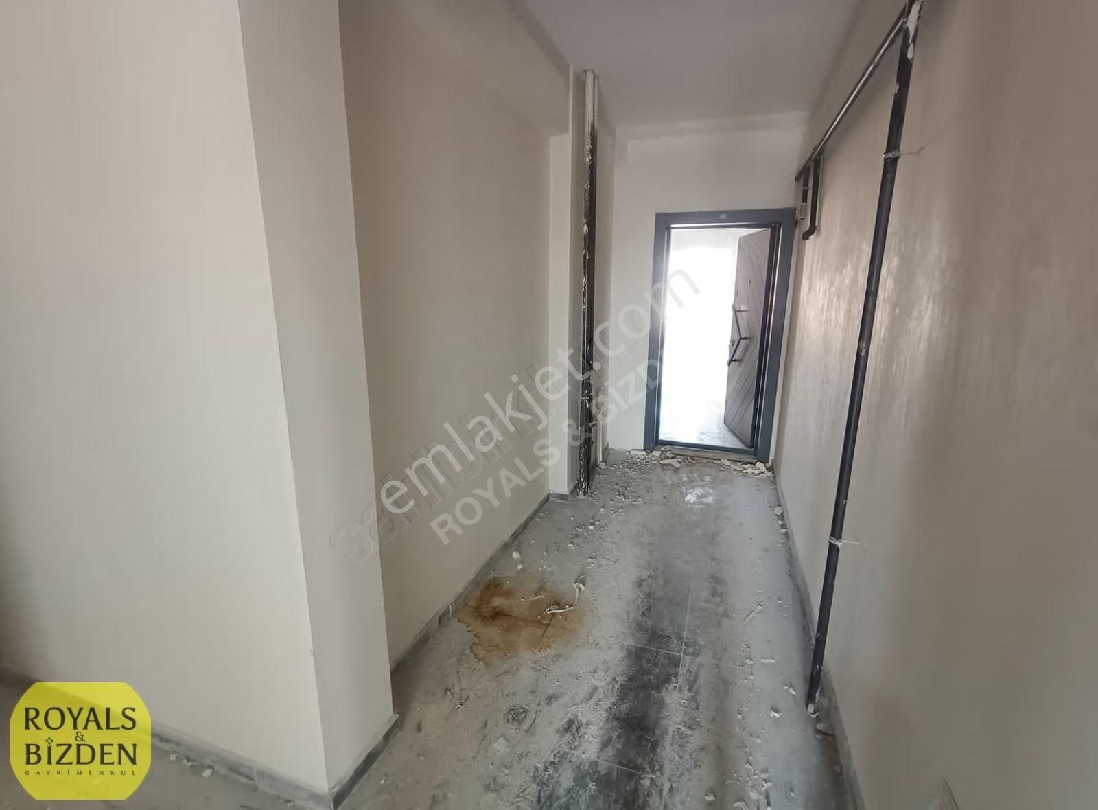 Meram İsmail Ketenci Cadde Cepheli 3+1 Geniş Prestijli Bir Daire - Görsel 2