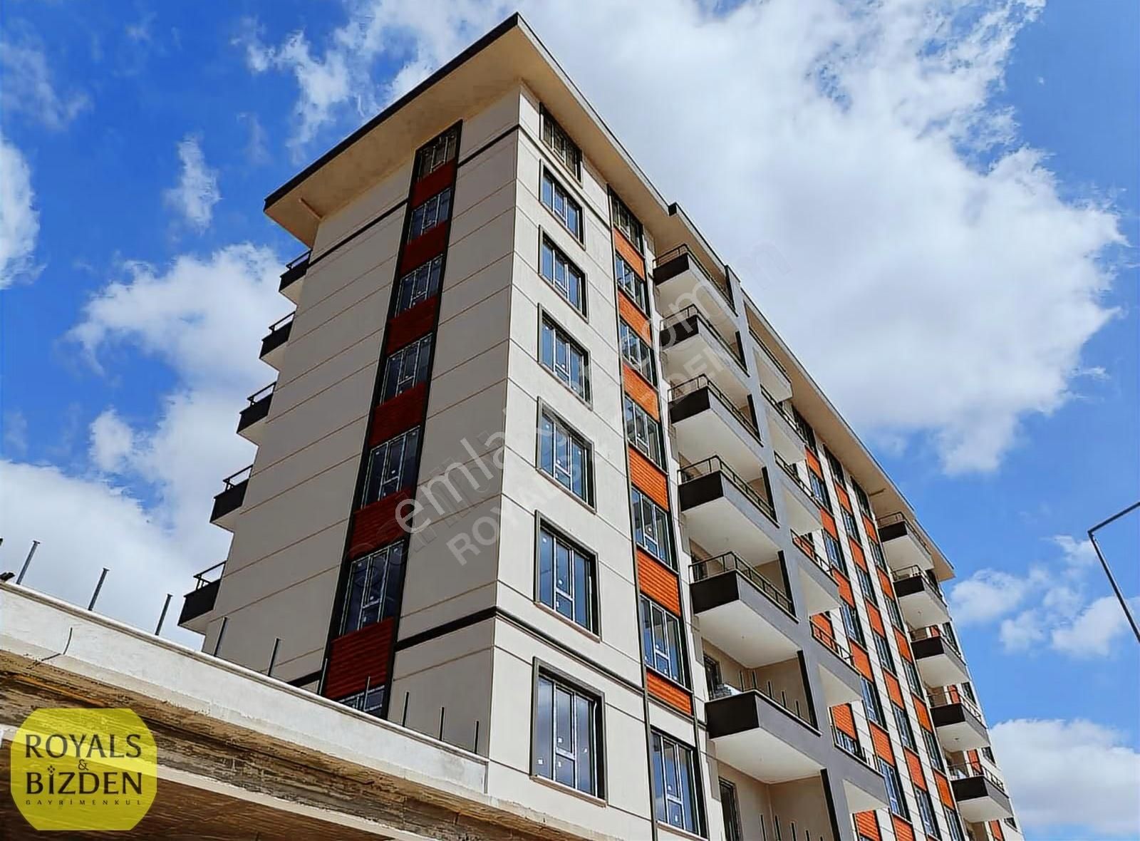 Meram İsmail Ketenci Cadde Cepheli 3+1 Geniş Prestijli Bir Daire - Görsel 4