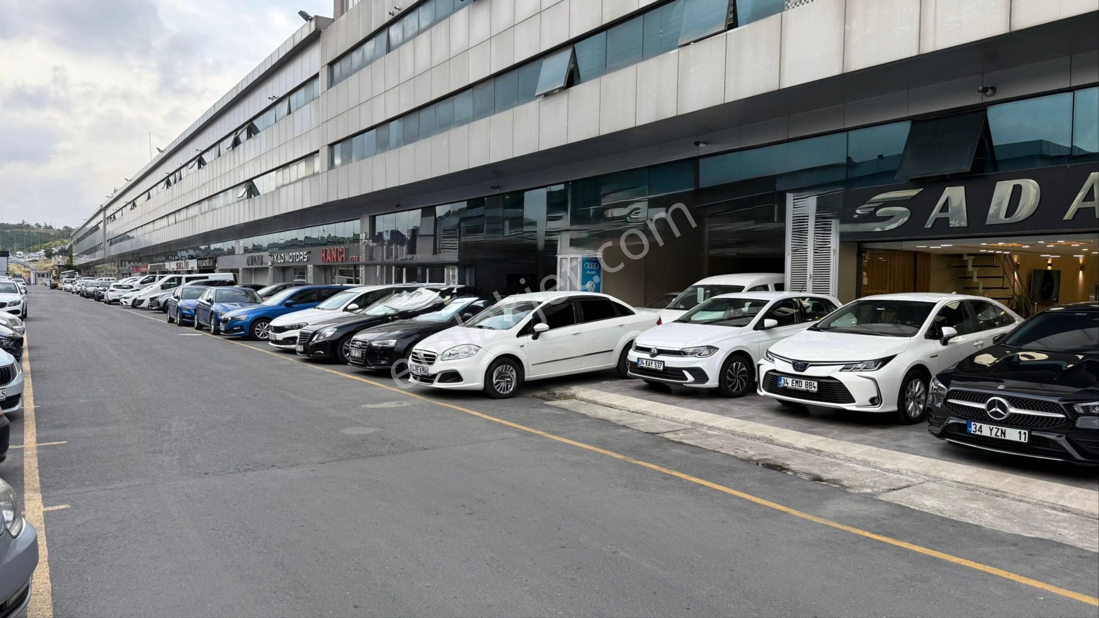 Otocenter’de En İşlek Caddesinde Satılık Dükkan - Görsel 3
