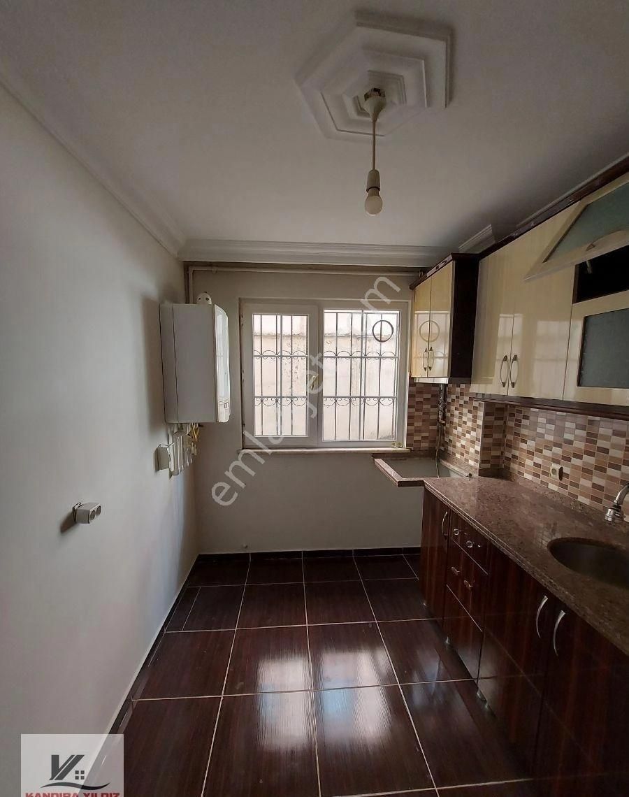 Cumhuriyet Mah. Kiralık: Bahçe Katı & 35 M² Teraslı 2+1 Daire !! - Görsel 14