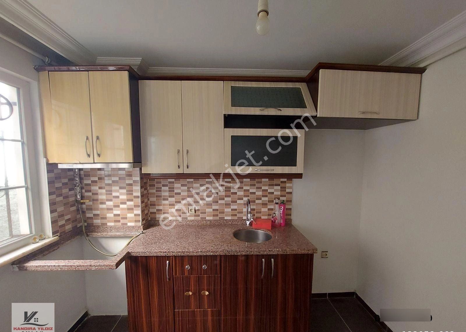 Cumhuriyet Mah. Kiralık: Bahçe Katı & 35 M² Teraslı 2+1 Daire !! - Görsel 15