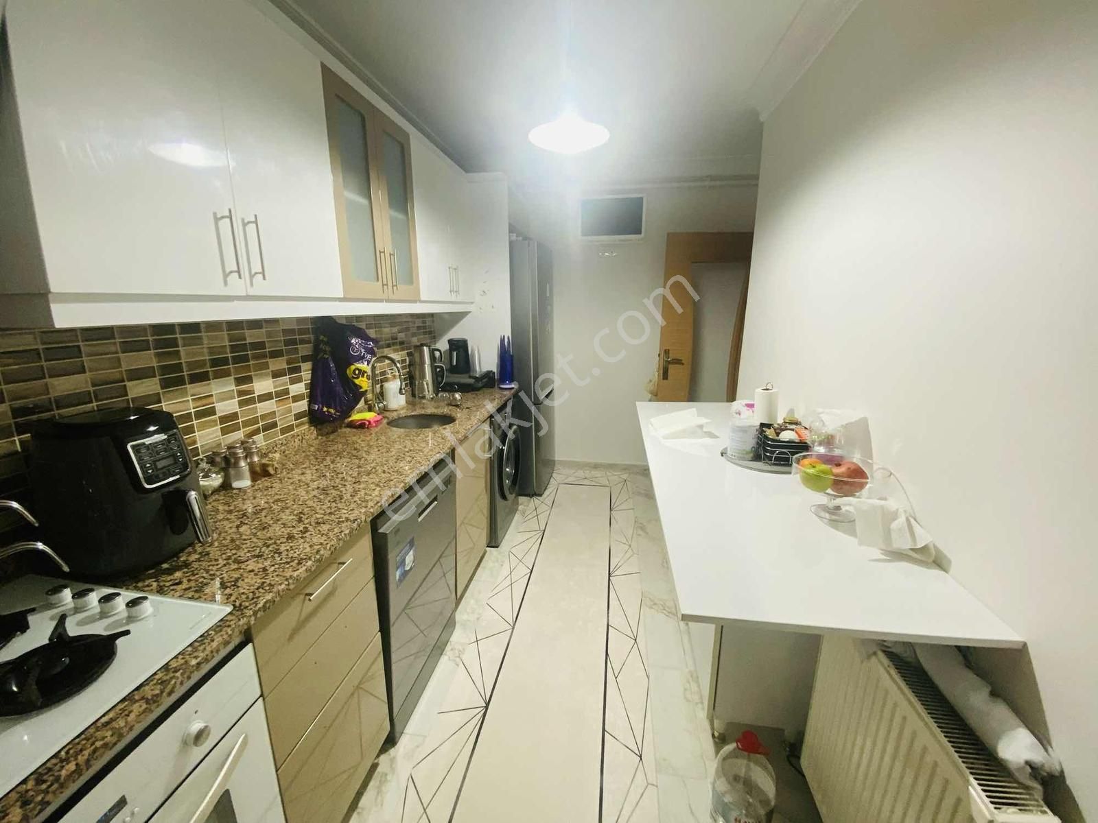 İmren Gayrimenkulden Satılık Sefaköy Merkezde 3+1 Yeni Bina - Görsel 23