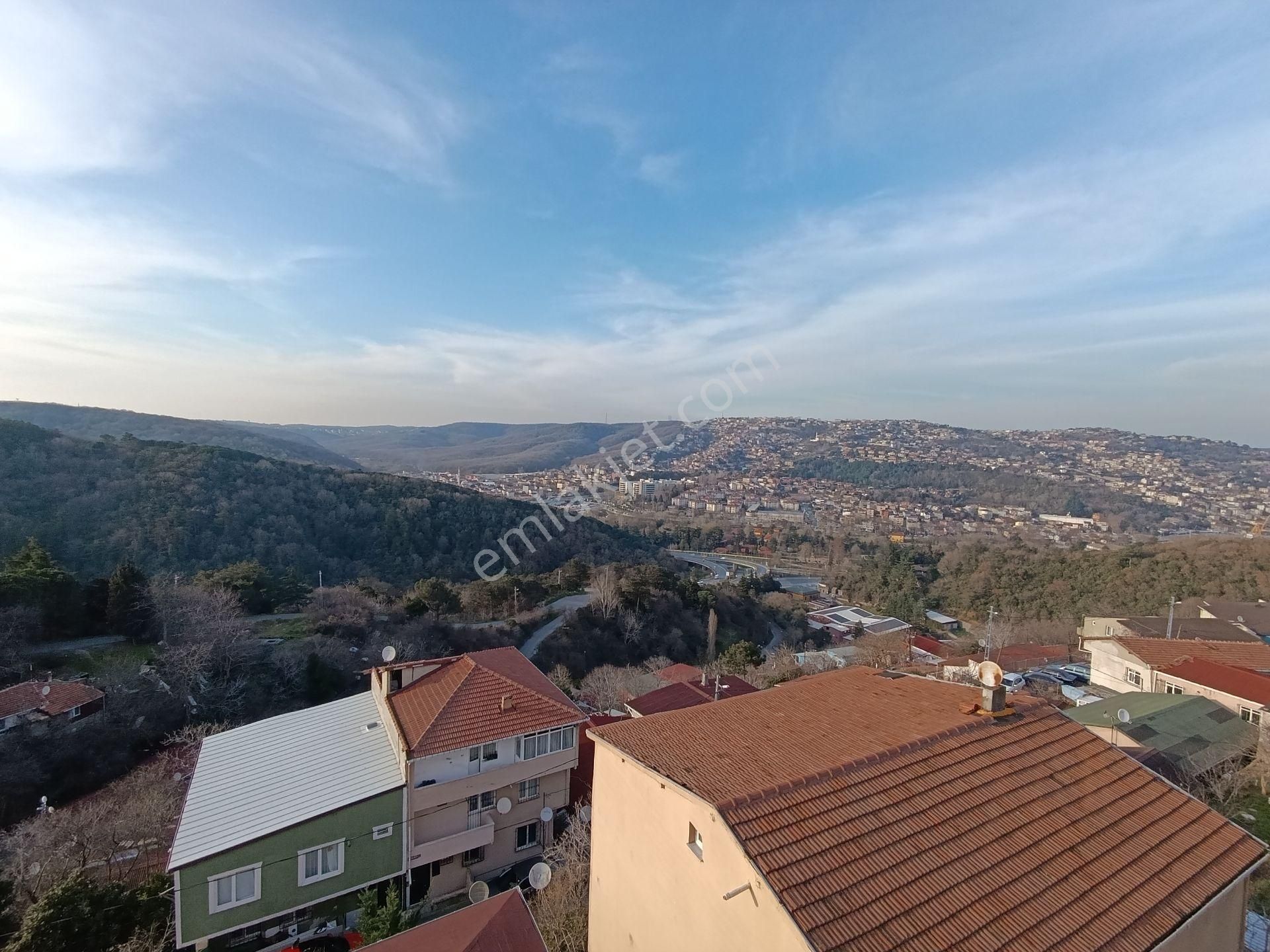 Cumhuriyet Mah. Metro Yakını, 3+1, 130m² Kiralık Daire