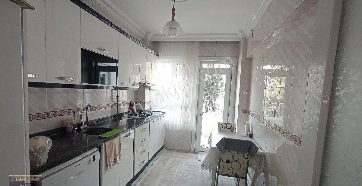 Deniz Mahlesinde Kat Mülküyetli Hasarsız 3+1bakımlı Temiz Daire - Görsel 4