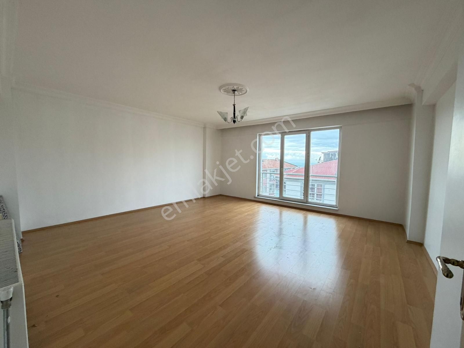 Revos// Reşadiye Mahallesinde İskanlı 2+1 110 M2 Satılık Daire.. - Görsel 13