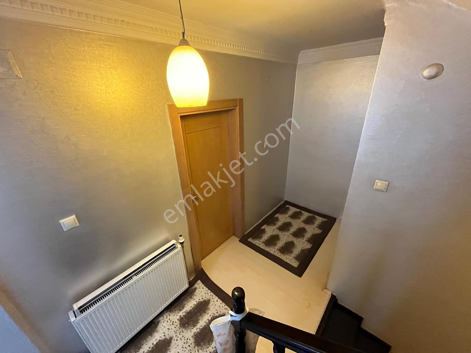 İki Nisan Caddesinde Satılık Site İçi Tripleks Villa - Görsel 23