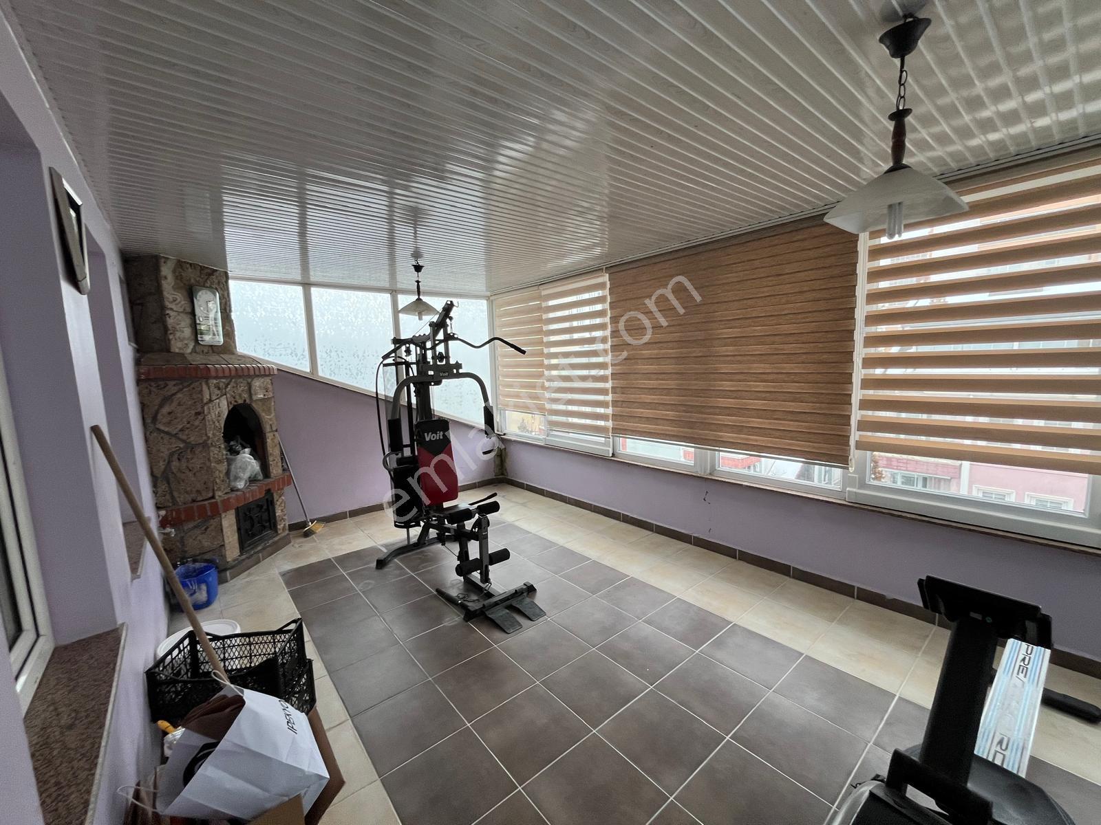 İki Nisan Caddesinde Satılık Site İçi Tripleks Villa - Görsel 20