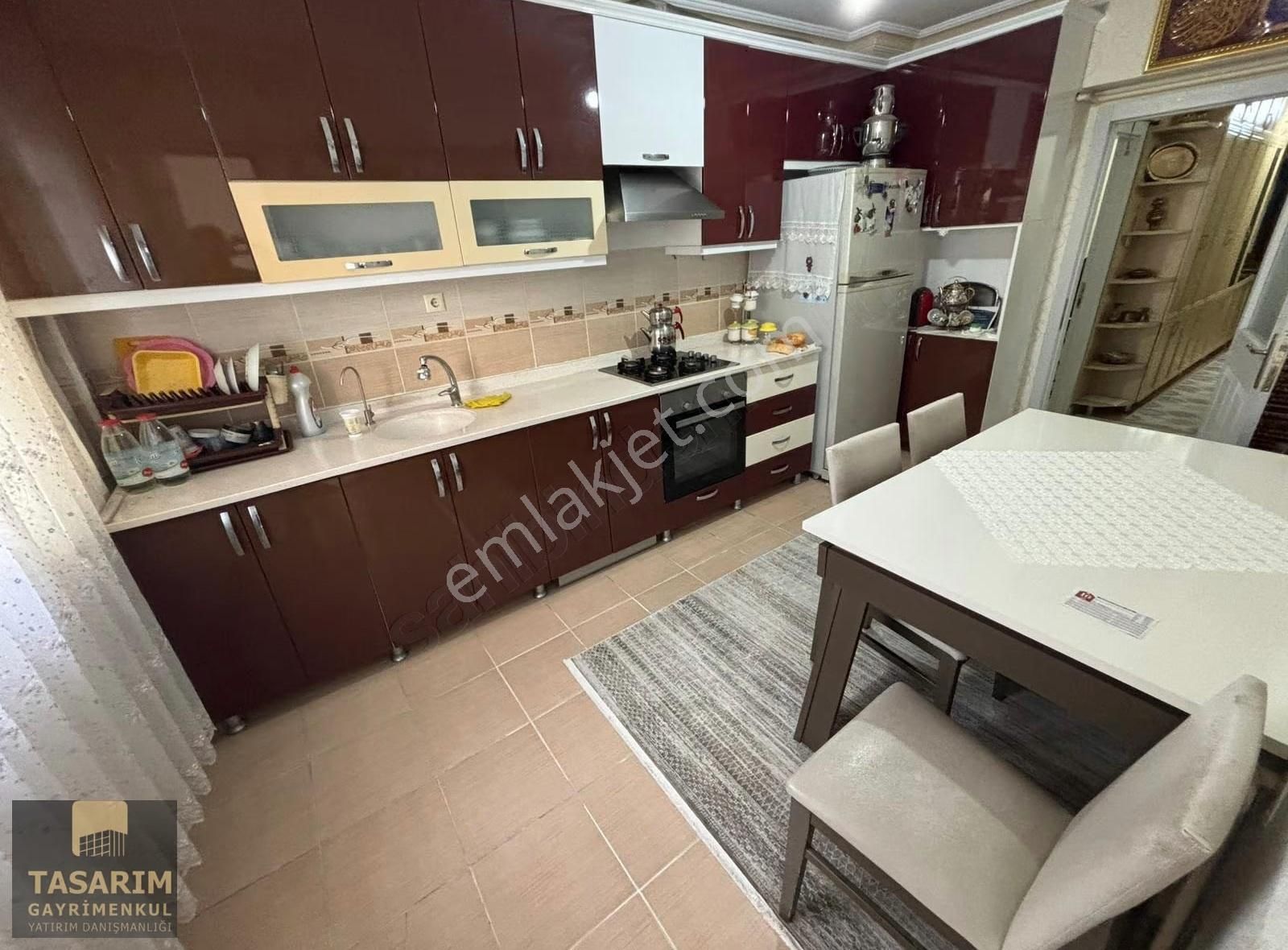 Ahi Mesut Mahallesinde Fırsat Budur Dedirten Daire Full