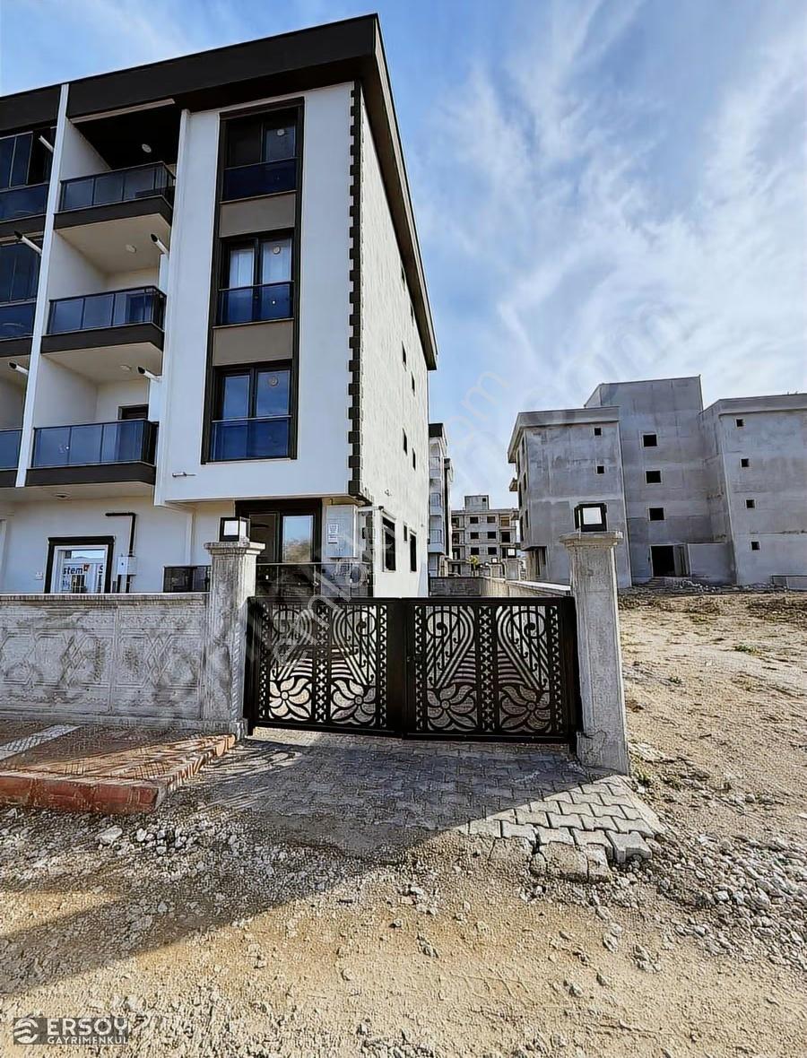 Ersoy'dan Araç Takasına Açık Muradiye'de Sıfır 1+1 Eşyalı Daire - Görsel 4