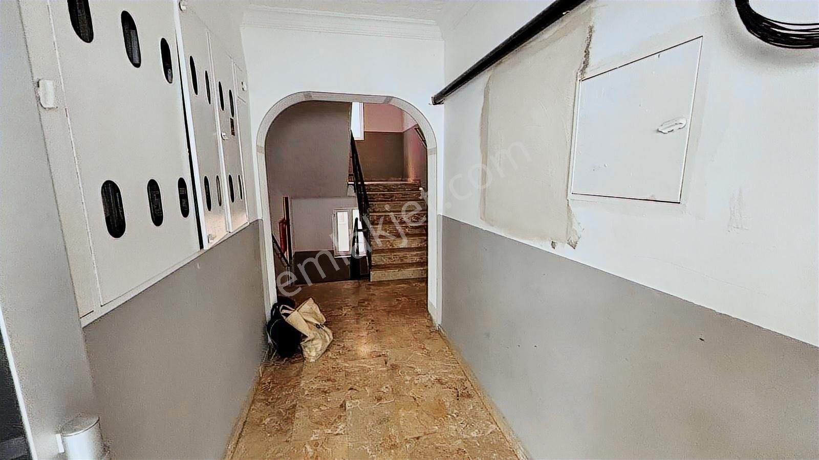 Çadıran Mahallesi Hayırseverler Camii Önü 529 Sokak'da Giriş Kat - Görsel 25