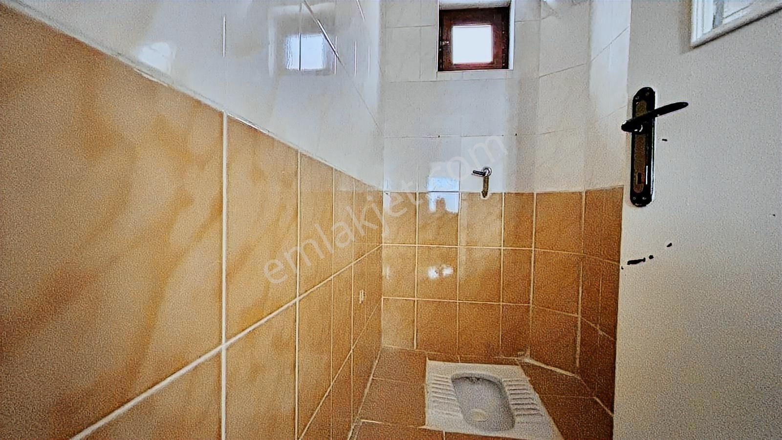 Çadıran Mahallesi Hayırseverler Camii Önü 529 Sokak'da Giriş Kat - Görsel 17