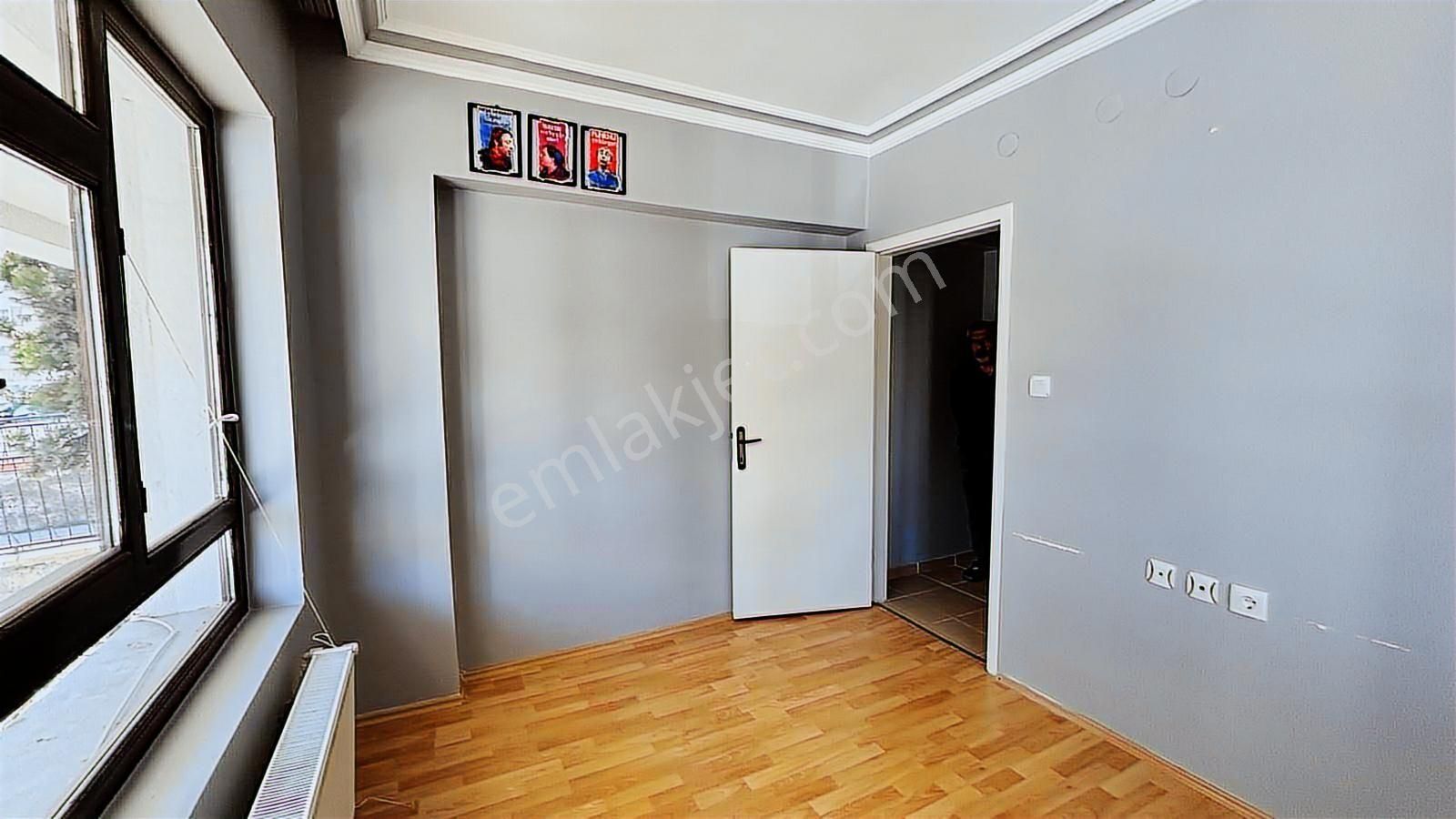 Çadıran Mahallesi Hayırseverler Camii Önü 529 Sokak'da Giriş Kat - Görsel 15