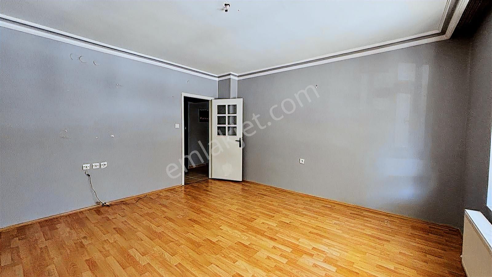 Çadıran Mahallesi Hayırseverler Camii Önü 529 Sokak'da Giriş Kat - Görsel 14