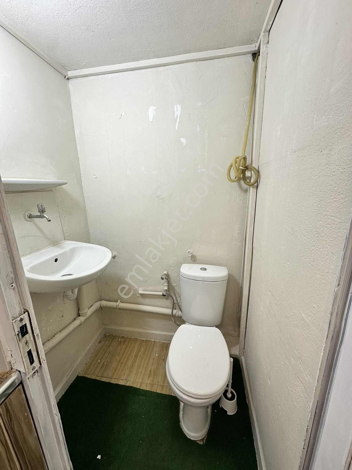 Bulut Emlak'tan Kaymakamlık Yolunda Kiralık Dükkan - Görsel 15