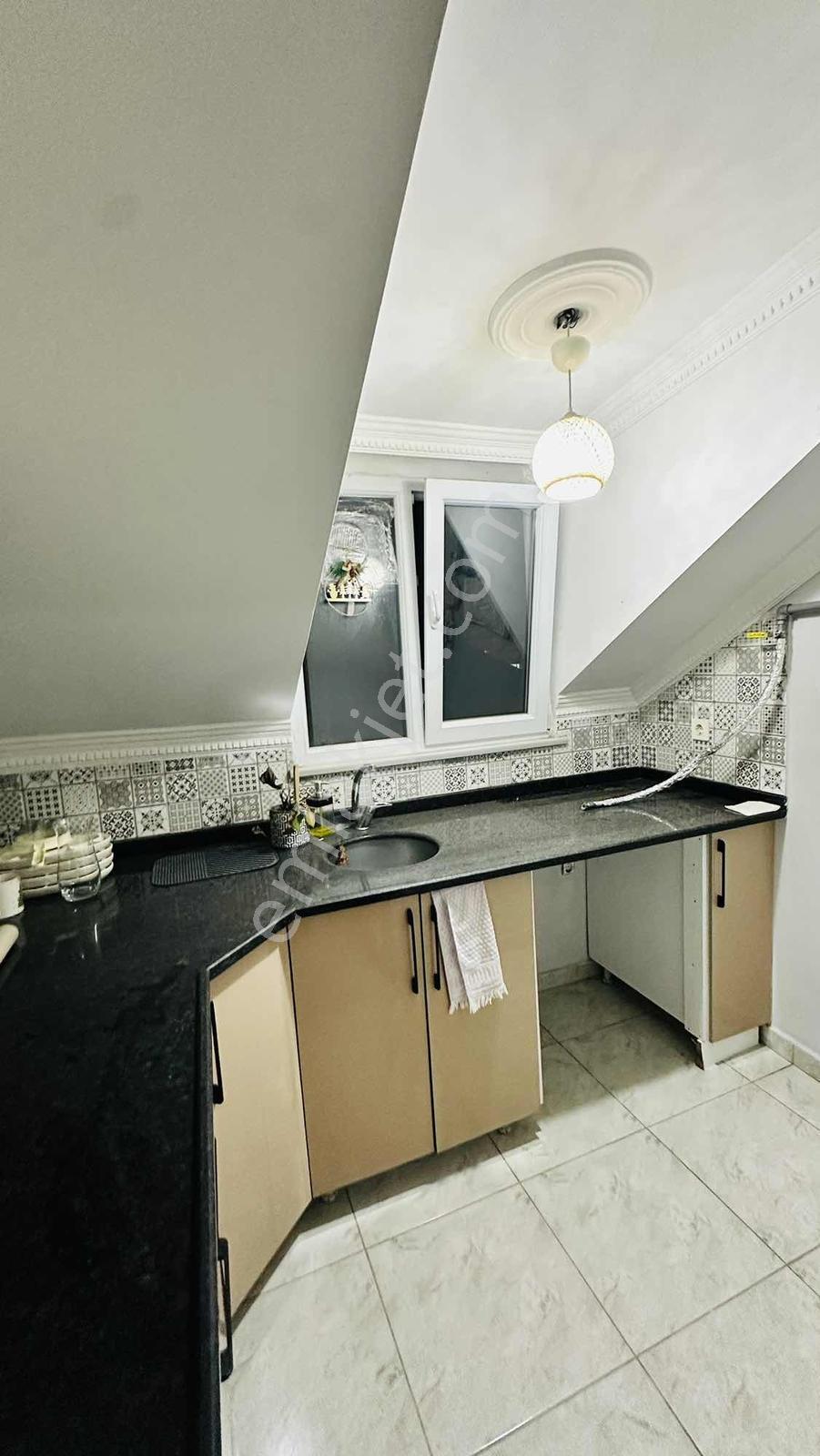 Emsallerine Göre Daha Kullanışlı Kiralık Çatıkatı 2+1 - Görsel 2