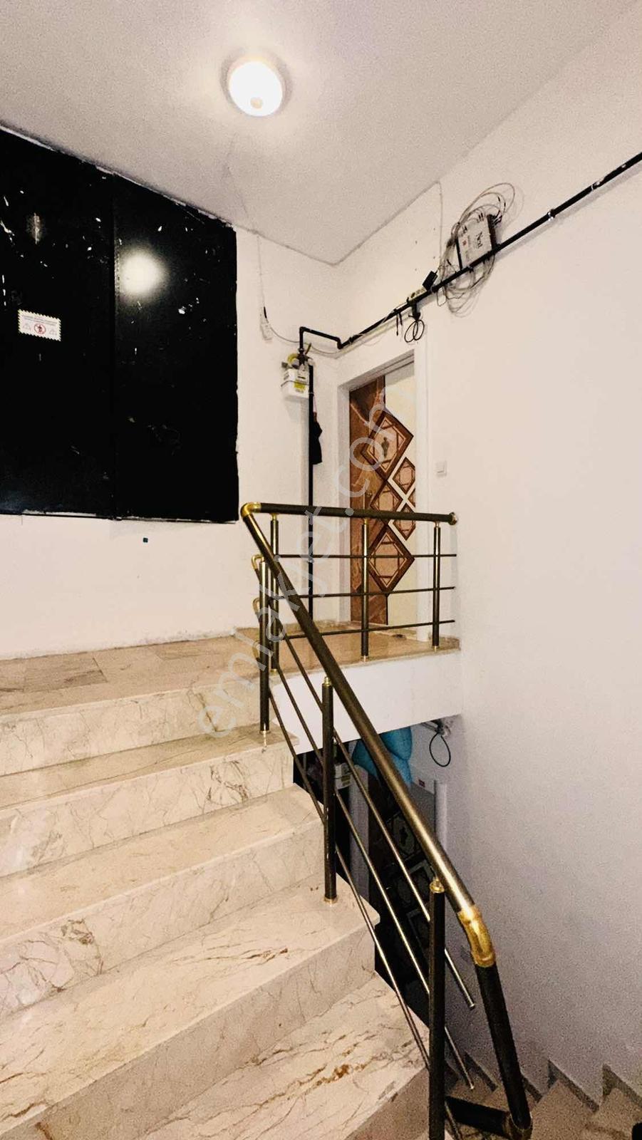 Emsallerine Göre Daha Kullanışlı Kiralık Çatıkatı 2+1 - Görsel 9