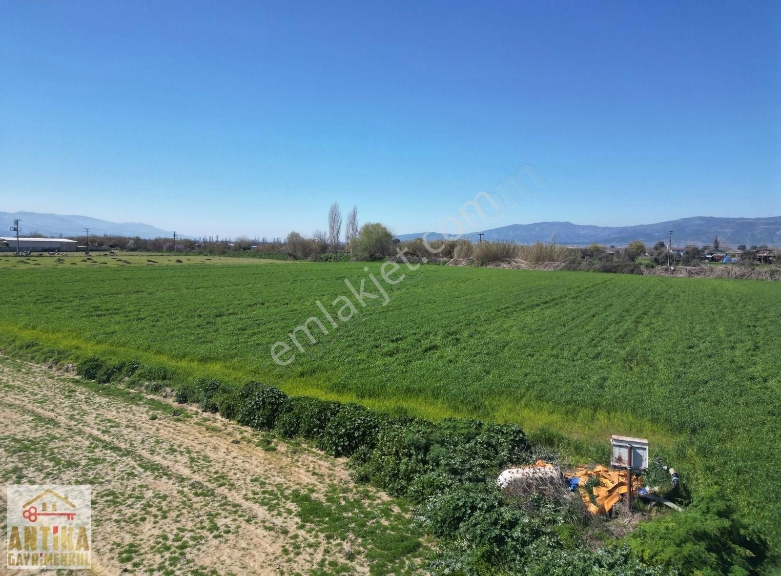 Antika Gayrimenkulden Cumhuriyet Mahallesinde Satılık Tarla - Görsel 5