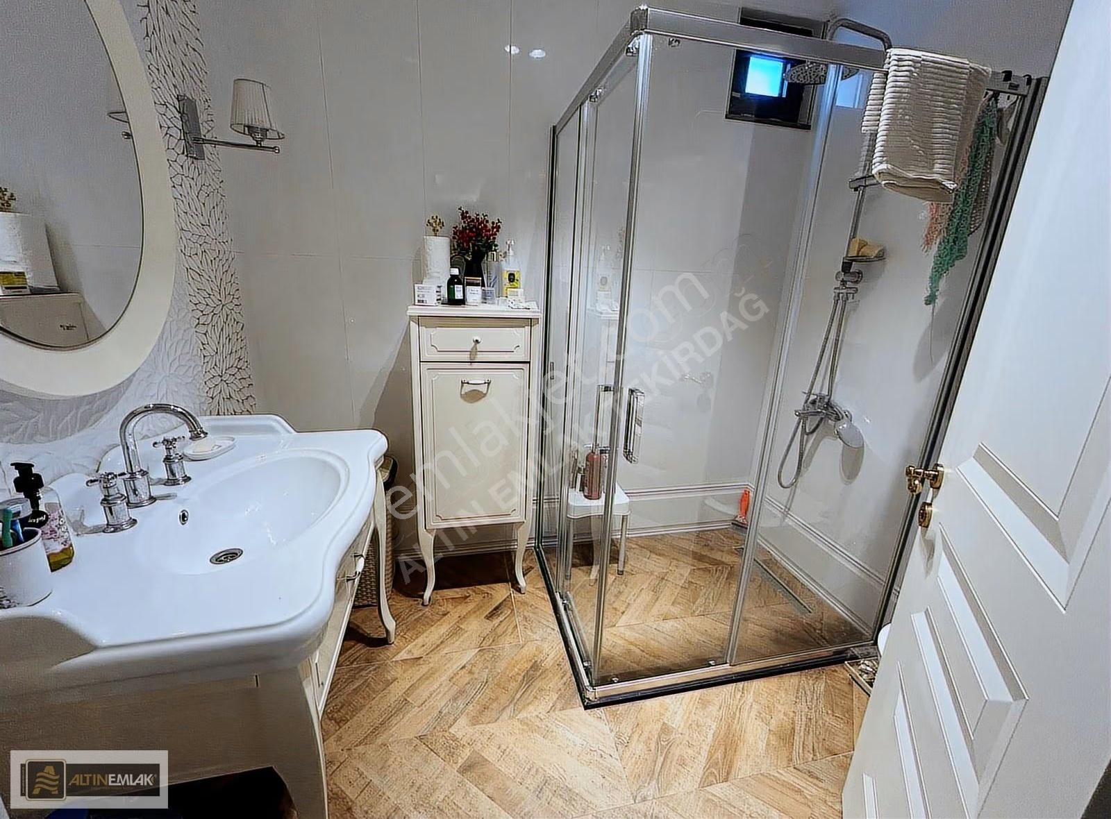 Tekirdağ S.paşa Hürriyet M Havuzlu Site İçi Bahçe Katı 3+1 Daire - Görsel 8